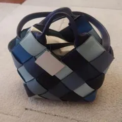 Item thumbnail for item 2664b968-e7fb-499d-915c-5015ec24dec5