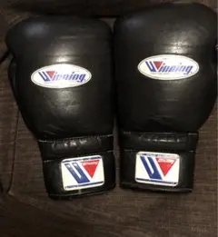 Winning ボクシンググローブ 14 oz 黒　紐なし