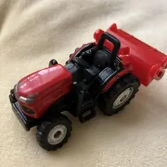 TOMICA YANMAR TRACTOR 1/49 ジャンク