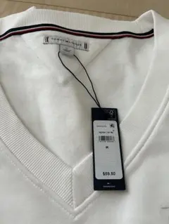 新品未使用　Tommy Hilfiger ホワイト Vネック M レディース