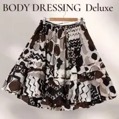 BODY DRESSING Deluxe 幾何学模様 フレアスカート 膝丈 38