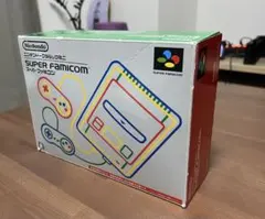 美品　Nintendo スーパーファミコンクラシックミニ　本体