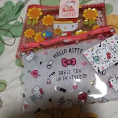 Hello Kitty フラットポーチ 2点セット
