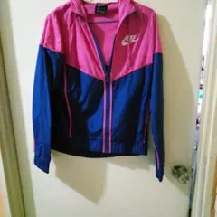 Item thumbnail for item 01bfb84d-bd86-4a7b-8a3e-e80c51162be9