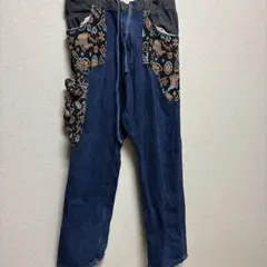 デニムブルー ストレートレッグパンツ