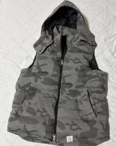 AZUL by moussy 迷彩柄ダウンベスト XL