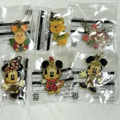 ジャングルカーニバル　チャーム　ピンバッジ　ディズニーDisney 7個セット