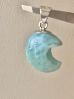 本日8月15日まで ラリマー♡月ペンダントトップ③ 両面美人♡ ドミニカ産♡希少