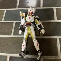 仮面ライダーガヴけーキングフォームフィギュア