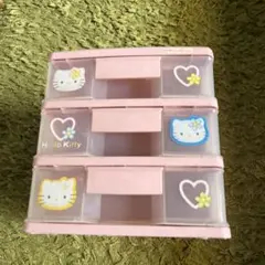 ⭐⭐レトロ⭐【希少】⭐ハローキティ3段ボックス(衣類収納ケース)⭐ 2026年最新】キティ 3段引き出しの人気アイテム - メルカリ
