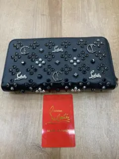 【北7225】Christian Louboutin 長財布 スタッズのサムネイル