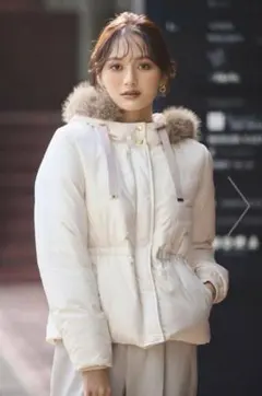 ダウンジャケット