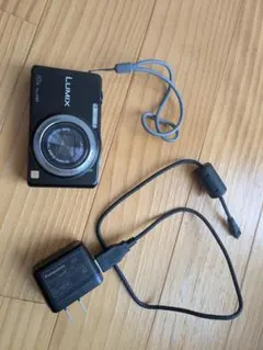 Panasonic Lumix茶色DMC-TZ7 ジャンク部品取り - メルカリ