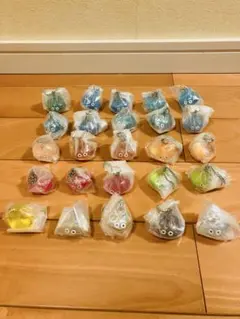 【新品】ドラゴンクエスト クリアフィギュアコレクション　スライム２５体セット