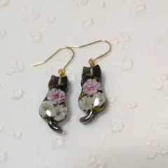 ハンドメイドレジンピアス