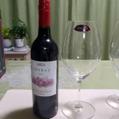 Item thumbnail for item 2376b2fe-74d6-4aeb-8337-5f4331837376