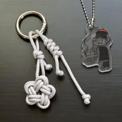 ミニパラコード キーホルダー グレー ハンドメイド チャーム付