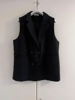 ブラック ダブルボタンベスト