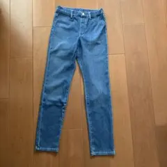 UNIQLO デニムブルー ストレートパンツ 150