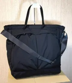 【美品】UNIQLO C ユニクロシー 2WAY ユーティリティバッグ 黒のサムネイル