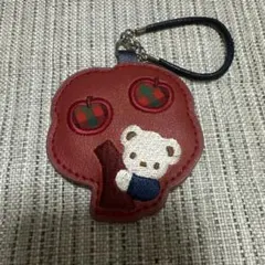 ファミリア　キーホルダー　チャーム くま 刺繍 りんご型のサムネイル