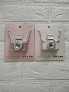【新品・未開封】３COINS　ミニトイカメラ　２個セット　アイボリー　ピンク