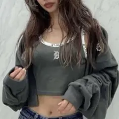 【GYDA×MLB】ルーズスウェットカーディガン&ビスチェ　(チャコールグレー)