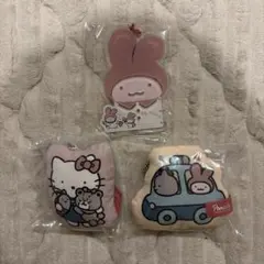 ホワイトタイガーとブラックタイガー×サンリオキャラクターズ