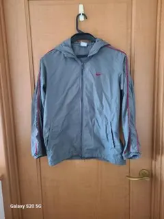 Nike フード付きジャケット M グレー