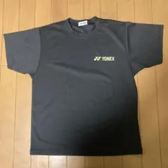 YONEX ブラック ロゴ入りシャツ　SS