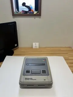 任天堂スーパーファミコン本体のみ、外側、内部清掃済み、整備済み、動作確認良好