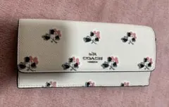 COACH フラワープリント 長財布　新品未使用