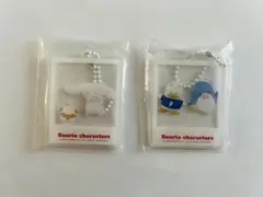 サンリオキャラクターズ　はいっ！ポーズ！キーホルダー　2個セット