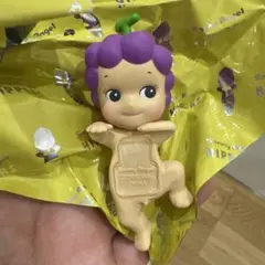 Sonny Angel HIPPERS ぶどう フィギュアのサムネイル