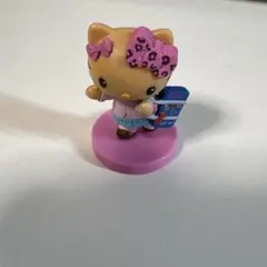 ハローキティ フィギュア リボン付き