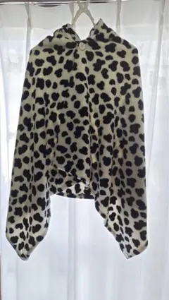 牛柄フリースブランケット フード付き