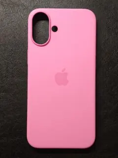iPhone16 Plus 純正 シリコーンケース フクシア