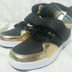 マッドフット スニーカー ブラック×ゴールド MAD FOOT