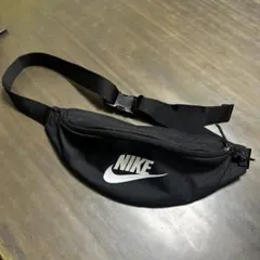 NIKE ボディバッグ ウエストポーチ ブラック