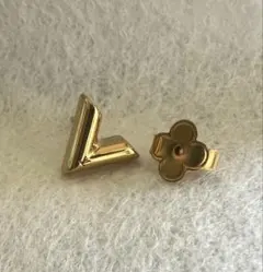 2026年最新】ヴィトン ピアス vの人気アイテム - メルカリ