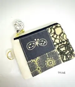 choucho達のポケット付きポーチ　パスケース　ミナペルホネン