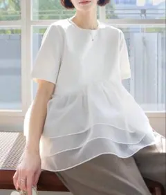 KOBE LETTUCE オーガンジーペプラムポンチTシャツのサムネイル
