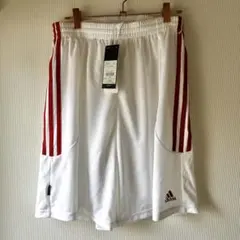 新品未使用　adidas ハーフパンツ ホワイト/レッド　XOサイズ