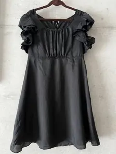 フリル袖 黒 Aラインワンピース　チュニック　リボン　ブラウス