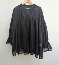 今期SHUCAシュカフリルデザインシアー長袖シャツ★黒★М