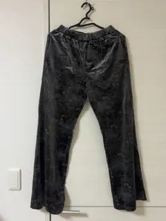 ベロア刺繍ラフパンツ