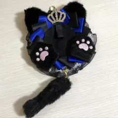 Item thumbnail for item 462c028b-f8b5-4ba1-bb4e-65071a864e9e