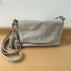 ZARAザラ　フリンジ 付きショルダーバッグのサムネイル
