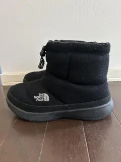 ノースフェイス　ヌプシ　レディース