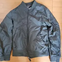 UNIQLO MA-1 ブルゾン ナイロン フライトジャケット 無地 ブラック黒